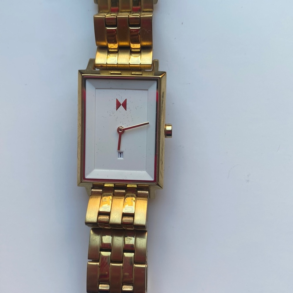 Gold watch MVMT